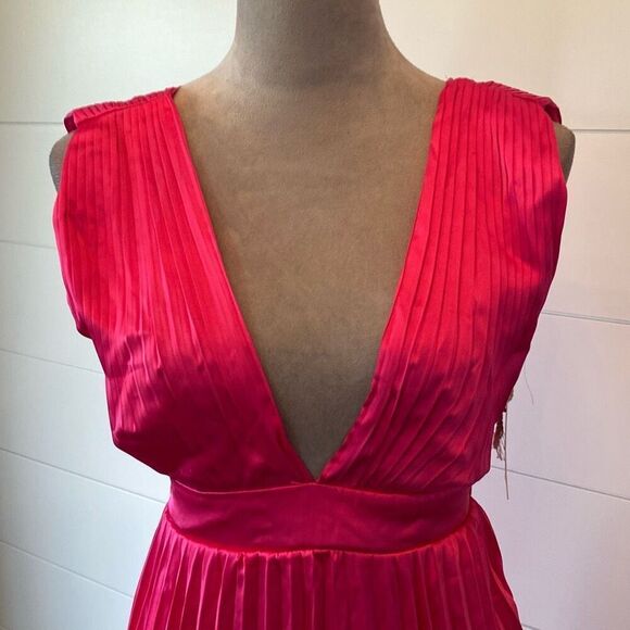 Jessica Simpson Pink Fit and Flare Midi Dress. Size: S - Picture 2 of 9